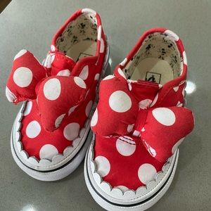 Vans authentic gore Disney Minnie Mouse shoe